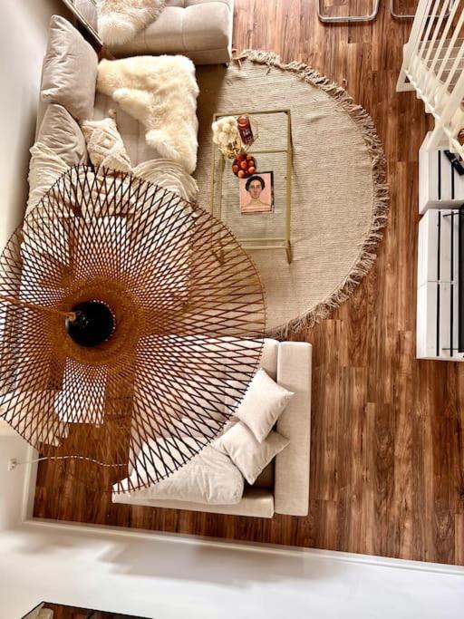 Bali Home Stylische Wohnung Mit Terrasse Schoenefeld Ngoại thất bức ảnh